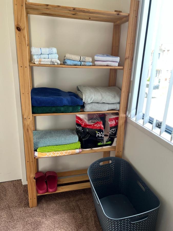 Albany Oteha Home-Bnb Auckland Eksteriør billede